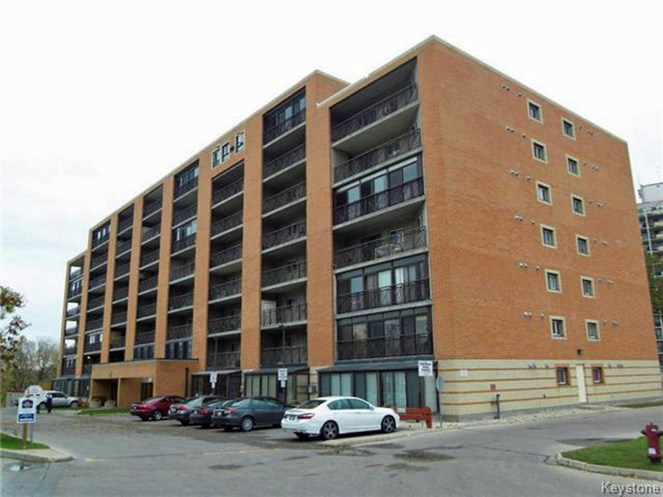 707-1720 Pembina Highway. Looking for a condo with a great river view? Click image or call (204) 792-6453.