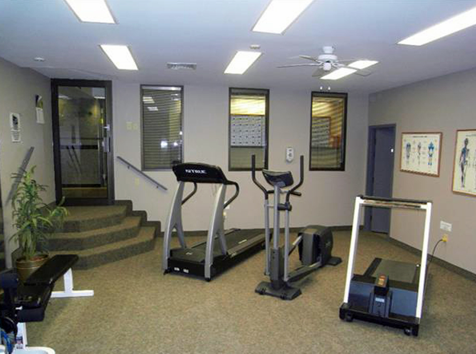 Winnipeg condo for sale with exercise room. Call (204) 792-6453 or Click Image for more information.