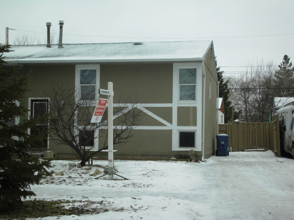3 Bedroom Home for Sale in Margaret Park, Winnipeg.